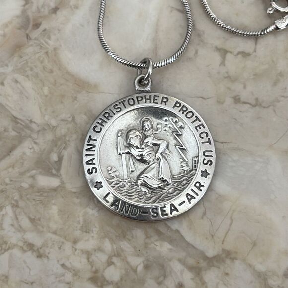 Rare Vintage Theda Sterling Silver St. Christopher Medal & Chain Unisex - Picture 4 of 11